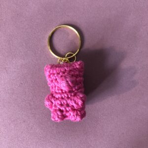 Gumimaci kulcstartó