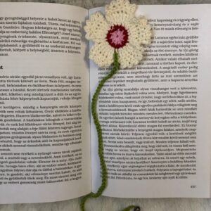 Horgolt könyvjezlő