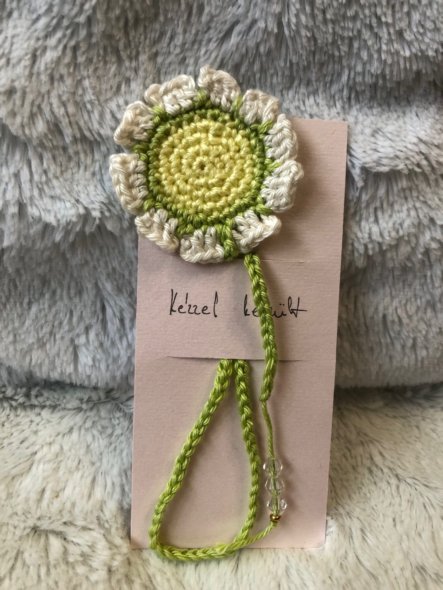 Horgolt könyvjezlő